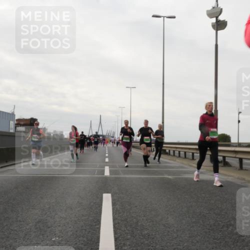 03.10.2025 - Köhlbrandbrückenlauf Matties Gatica Varas http://msf.ph/oto/9192344 03.10.2025 16:10:05 Position 3  meine-sportfotos.de