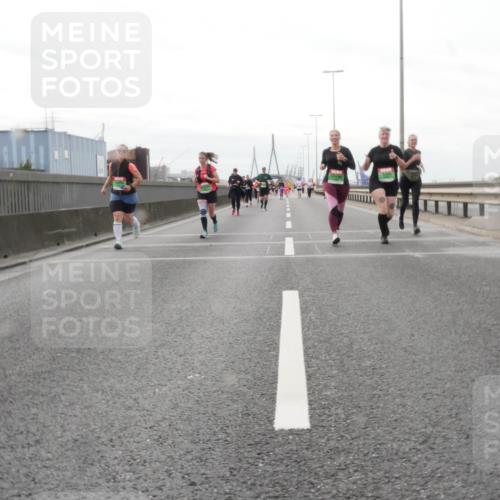 03.10.2025 - Köhlbrandbrückenlauf Matties Gatica Varas http://msf.ph/oto/9192347 03.10.2025 16:10:06 Position 3  meine-sportfotos.de