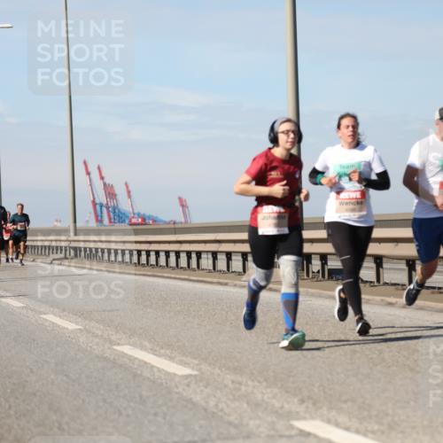 03.10.2025 - Köhlbrandbrückenlauf Yannick Fuchs http://msf.ph/oto/9192373 03.10.2025 11:53:24 Position 3  meine-sportfotos.de
