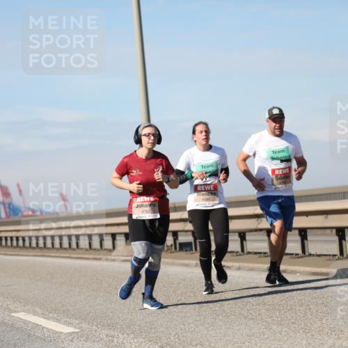 03.10.2025 - Köhlbrandbrückenlauf Yannick Fuchs http://msf.ph/oto/9192375 03.10.2025 11:53:24 Position 3 4782, 6566 meine-sportfotos.de