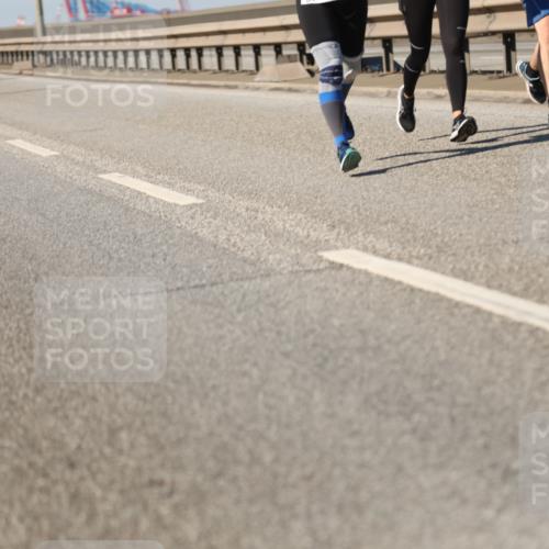 03.10.2025 - Köhlbrandbrückenlauf Yannick Fuchs http://msf.ph/oto/9192379 03.10.2025 11:53:24 Position 3  meine-sportfotos.de