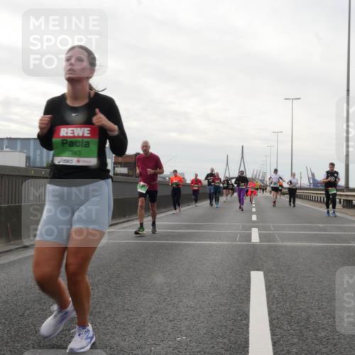 03.10.2025 - Köhlbrandbrückenlauf Matties Gatica Varas http://msf.ph/oto/9192395 03.10.2025 16:10:19 Position 3 7943 meine-sportfotos.de