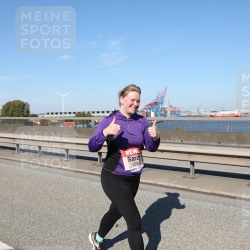 03.10.2025 - Köhlbrandbrückenlauf Yannick Fuchs http://msf.ph/oto/9192410 03.10.2025 12:13:57 Position 3 5509 meine-sportfotos.de