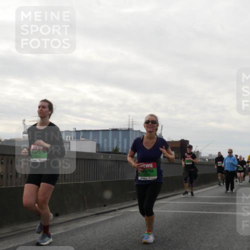 03.10.2025 - Köhlbrandbrückenlauf Matties Gatica Varas http://msf.ph/oto/9192457 03.10.2025 16:10:36 Position 3 8568 meine-sportfotos.de