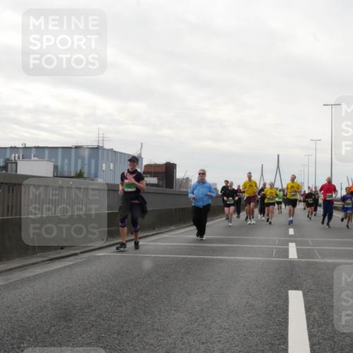 03.10.2025 - Köhlbrandbrückenlauf Matties Gatica Varas http://msf.ph/oto/9192464 03.10.2025 16:10:38 Position 3  meine-sportfotos.de