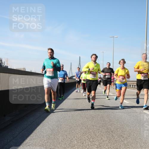 03.10.2025 - Köhlbrandbrückenlauf Yannick Fuchs http://msf.ph/oto/9192466 03.10.2025 11:53:50 Position 3  meine-sportfotos.de
