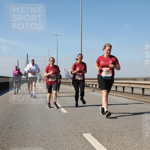 03.10.2025 - Köhlbrandbrückenlauf Yannick Fuchs http://msf.ph/oto/9192476 03.10.2025 12:14:05 Position 3 6515 meine-sportfotos.de
