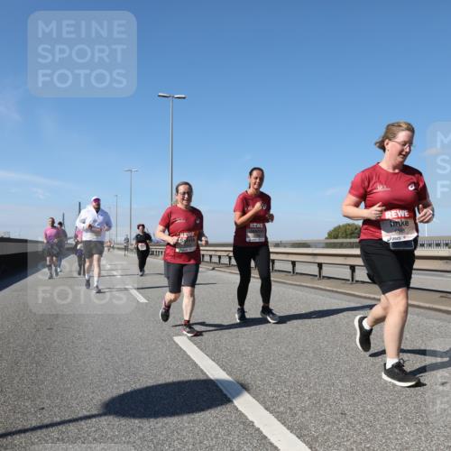 03.10.2025 - Köhlbrandbrückenlauf Yannick Fuchs http://msf.ph/oto/9192495 03.10.2025 12:14:06 Position 3 6515 meine-sportfotos.de