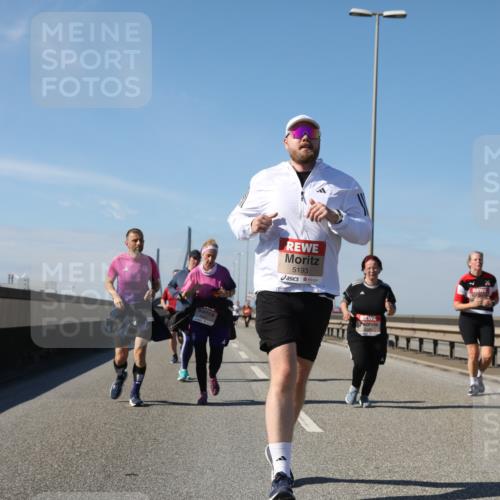 03.10.2025 - Köhlbrandbrückenlauf Yannick Fuchs http://msf.ph/oto/9192520 03.10.2025 12:14:08 Position 3 5193 meine-sportfotos.de