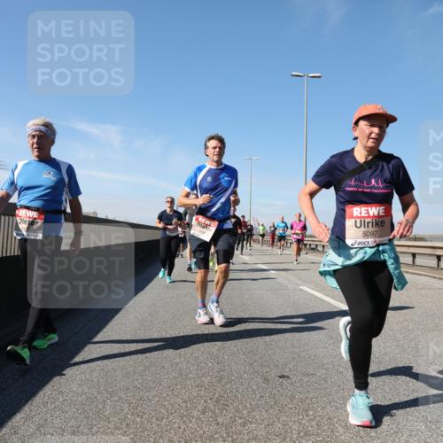 03.10.2025 - Köhlbrandbrückenlauf Yannick Fuchs http://msf.ph/oto/9192525 03.10.2025 11:53:55 Position 3 4191, 5097 meine-sportfotos.de
