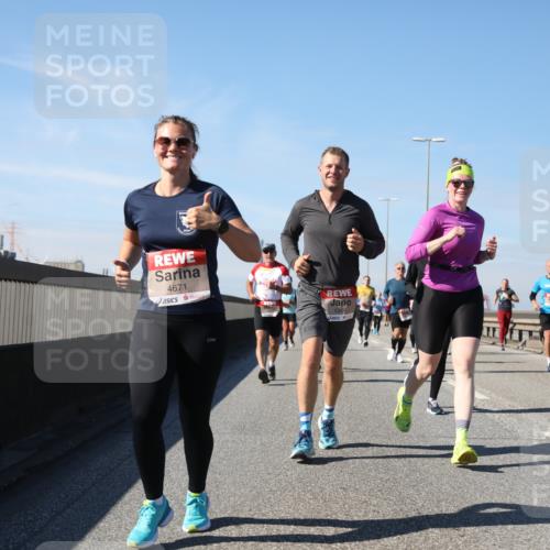 03.10.2025 - Köhlbrandbrückenlauf Yannick Fuchs http://msf.ph/oto/9192548 03.10.2025 11:53:57 Position 3 4671, 4369 meine-sportfotos.de