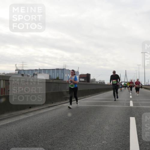 03.10.2025 - Köhlbrandbrückenlauf Matties Gatica Varas http://msf.ph/oto/9192553 03.10.2025 16:10:57 Position 3  meine-sportfotos.de