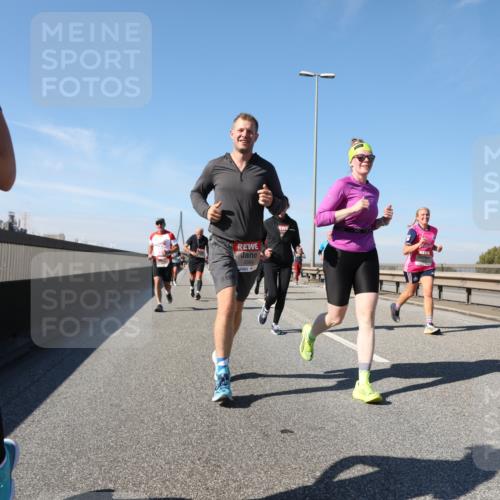 03.10.2025 - Köhlbrandbrückenlauf Yannick Fuchs http://msf.ph/oto/9192562 03.10.2025 11:53:57 Position 3 4671, 4369 meine-sportfotos.de
