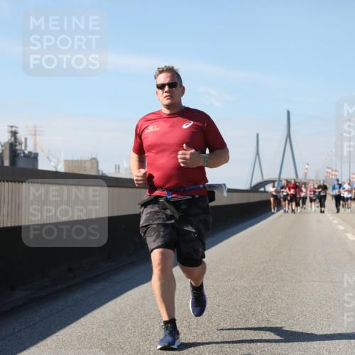 03.10.2025 - Köhlbrandbrückenlauf Yannick Fuchs http://msf.ph/oto/9192565 03.10.2025 12:14:12 Position 3  meine-sportfotos.de