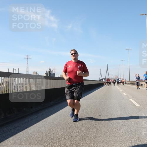 03.10.2025 - Köhlbrandbrückenlauf Yannick Fuchs http://msf.ph/oto/9192570 03.10.2025 12:14:13 Position 3  meine-sportfotos.de