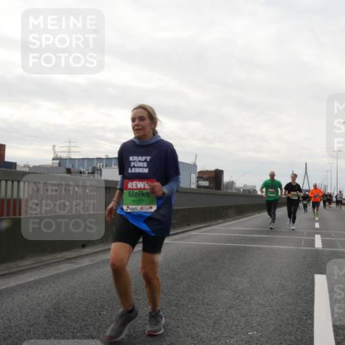 03.10.2025 - Köhlbrandbrückenlauf Matties Gatica Varas http://msf.ph/oto/9192605 03.10.2025 16:11:09 Position 3 9157 meine-sportfotos.de