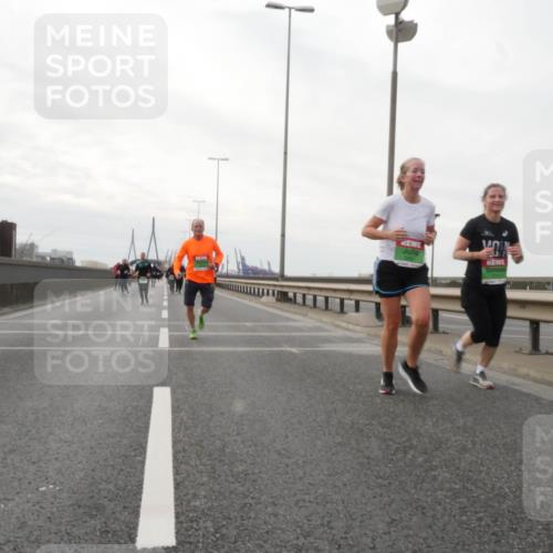 03.10.2025 - Köhlbrandbrückenlauf Matties Gatica Varas http://msf.ph/oto/9192623 03.10.2025 16:11:13 Position 3  meine-sportfotos.de