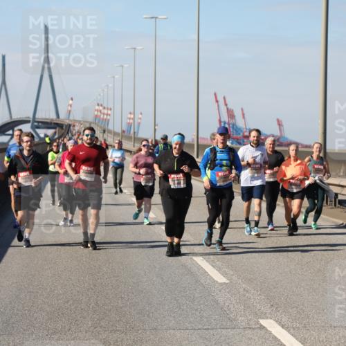 03.10.2025 - Köhlbrandbrückenlauf Yannick Fuchs http://msf.ph/oto/9192624 03.10.2025 12:14:26 Position 3  meine-sportfotos.de