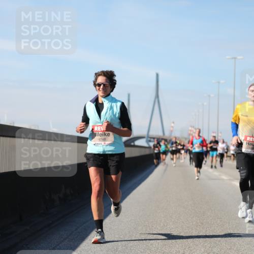 03.10.2025 - Köhlbrandbrückenlauf Yannick Fuchs http://msf.ph/oto/9192625 03.10.2025 11:54:01 Position 3 4748, 5396 meine-sportfotos.de