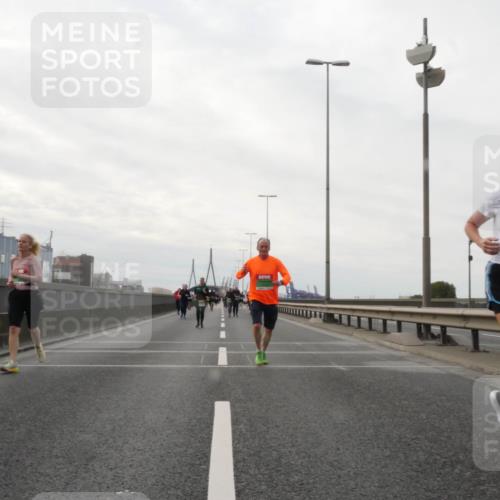 03.10.2025 - Köhlbrandbrückenlauf Matties Gatica Varas http://msf.ph/oto/9192626 03.10.2025 16:11:14 Position 3 8491 meine-sportfotos.de