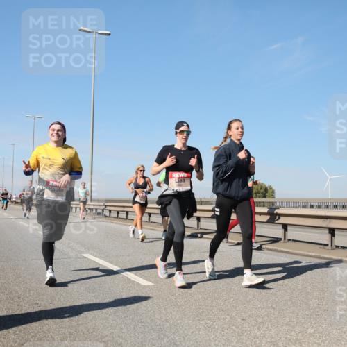 03.10.2025 - Köhlbrandbrückenlauf Yannick Fuchs http://msf.ph/oto/9192648 03.10.2025 11:54:03 Position 3 6487 meine-sportfotos.de