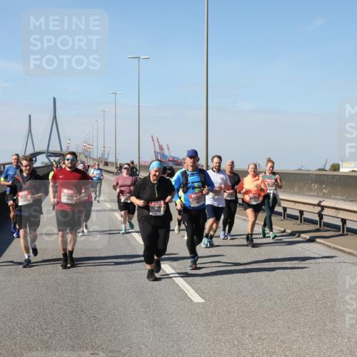 03.10.2025 - Köhlbrandbrückenlauf Yannick Fuchs http://msf.ph/oto/9192666 03.10.2025 12:14:29 Position 3  meine-sportfotos.de