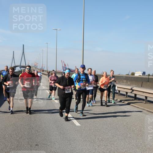 03.10.2025 - Köhlbrandbrückenlauf Yannick Fuchs http://msf.ph/oto/9192671 03.10.2025 12:14:29 Position 3  meine-sportfotos.de