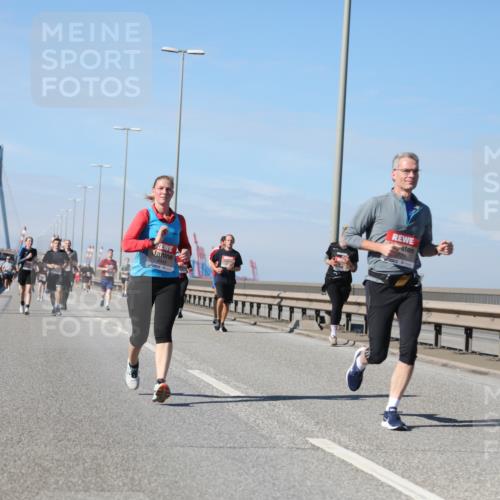 03.10.2025 - Köhlbrandbrückenlauf Yannick Fuchs http://msf.ph/oto/9192708 03.10.2025 11:54:07 Position 3 777 meine-sportfotos.de