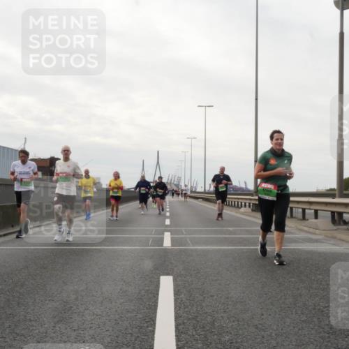 03.10.2025 - Köhlbrandbrückenlauf Matties Gatica Varas http://msf.ph/oto/9192710 03.10.2025 16:11:33 Position 3 0 meine-sportfotos.de