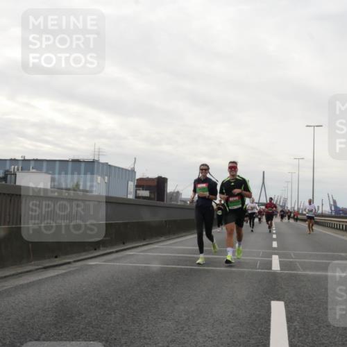 03.10.2025 - Köhlbrandbrückenlauf Matties Gatica Varas http://msf.ph/oto/9192748 03.10.2025 16:11:42 Position 3  meine-sportfotos.de