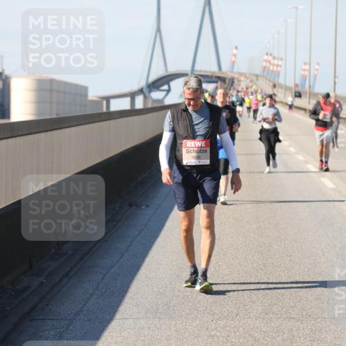 03.10.2025 - Köhlbrandbrückenlauf Yannick Fuchs http://msf.ph/oto/9192792 03.10.2025 12:14:44 Position 3 6695 meine-sportfotos.de