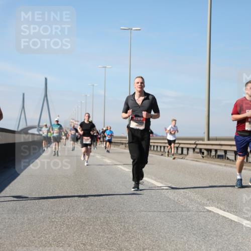 03.10.2025 - Köhlbrandbrückenlauf Yannick Fuchs http://msf.ph/oto/9192796 03.10.2025 11:54:17 Position 3  meine-sportfotos.de