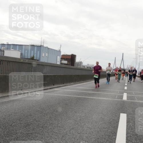 03.10.2025 - Köhlbrandbrückenlauf Matties Gatica Varas http://msf.ph/oto/9192802 03.10.2025 16:11:56 Position 3  meine-sportfotos.de