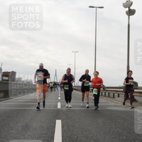 03.10.2025 - Köhlbrandbrückenlauf Matties Gatica Varas http://msf.ph/oto/9192840 03.10.2025 16:12:08 Position 3  meine-sportfotos.de