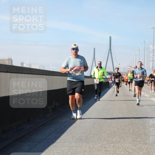 03.10.2025 - Köhlbrandbrückenlauf Yannick Fuchs http://msf.ph/oto/9192878 03.10.2025 11:54:29 Position 3 6112 meine-sportfotos.de