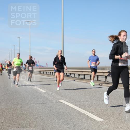 03.10.2025 - Köhlbrandbrückenlauf Yannick Fuchs http://msf.ph/oto/9192996 03.10.2025 11:54:38 Position 3 4855 meine-sportfotos.de