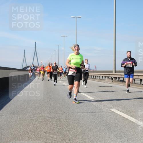 03.10.2025 - Köhlbrandbrückenlauf Yannick Fuchs http://msf.ph/oto/9193011 03.10.2025 11:54:39 Position 3  meine-sportfotos.de