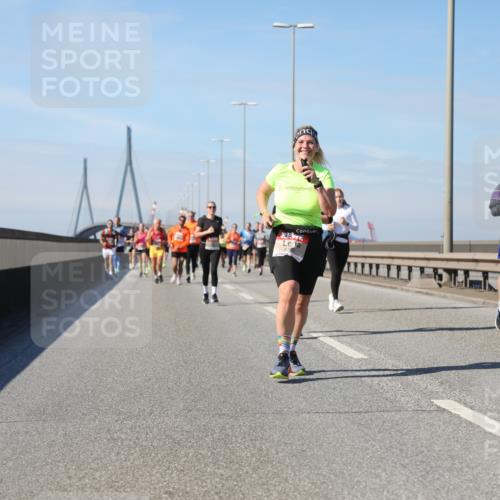 03.10.2025 - Köhlbrandbrückenlauf Yannick Fuchs http://msf.ph/oto/9193014 03.10.2025 11:54:39 Position 3  meine-sportfotos.de