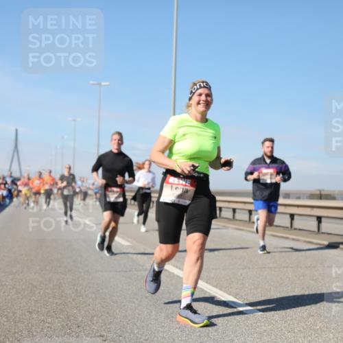 03.10.2025 - Köhlbrandbrückenlauf Yannick Fuchs http://msf.ph/oto/9193034 03.10.2025 11:54:41 Position 3  meine-sportfotos.de