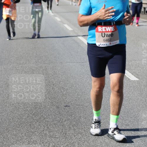 03.10.2025 - Köhlbrandbrückenlauf Yannick Fuchs http://msf.ph/oto/9193058 03.10.2025 12:15:31 Position 3 6462 meine-sportfotos.de