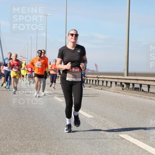 03.10.2025 - Köhlbrandbrückenlauf Yannick Fuchs http://msf.ph/oto/9193069 03.10.2025 11:54:43 Position 3 6725 meine-sportfotos.de