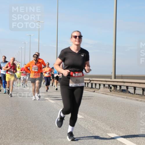 03.10.2025 - Köhlbrandbrückenlauf Yannick Fuchs http://msf.ph/oto/9193074 03.10.2025 11:54:44 Position 3  meine-sportfotos.de