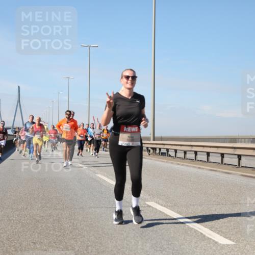 03.10.2025 - Köhlbrandbrückenlauf Yannick Fuchs http://msf.ph/oto/9193078 03.10.2025 11:54:44 Position 3  meine-sportfotos.de