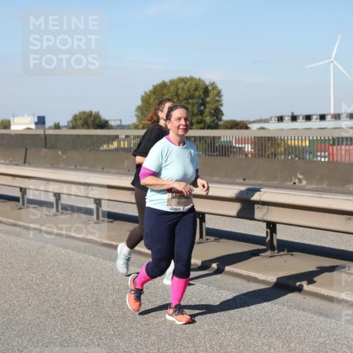 03.10.2025 - Köhlbrandbrückenlauf Yannick Fuchs http://msf.ph/oto/9193127 03.10.2025 12:15:39 Position 3 6527 meine-sportfotos.de