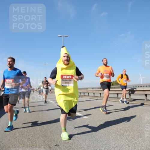 03.10.2025 - Köhlbrandbrückenlauf Yannick Fuchs http://msf.ph/oto/9193212 03.10.2025 11:54:54 Position 3 4774 meine-sportfotos.de