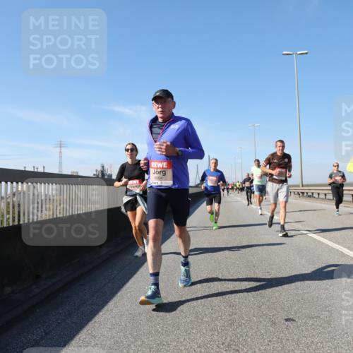 03.10.2025 - Köhlbrandbrückenlauf Yannick Fuchs http://msf.ph/oto/9193238 03.10.2025 11:54:55 Position 3 6604 meine-sportfotos.de