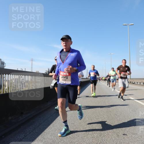 03.10.2025 - Köhlbrandbrückenlauf Yannick Fuchs http://msf.ph/oto/9193240 03.10.2025 11:54:55 Position 3 6604 meine-sportfotos.de
