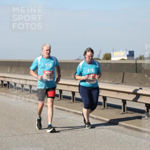 03.10.2025 - Köhlbrandbrückenlauf Yannick Fuchs http://msf.ph/oto/9193319 03.10.2025 12:16:50 Position 3 6542, 6546 meine-sportfotos.de