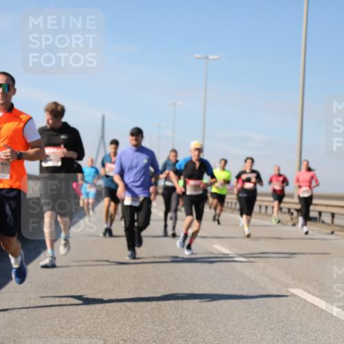 03.10.2025 - Köhlbrandbrückenlauf Yannick Fuchs http://msf.ph/oto/9193356 03.10.2025 11:55:04 Position 3 4313 meine-sportfotos.de