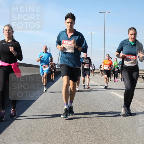 03.10.2025 - Köhlbrandbrückenlauf Yannick Fuchs http://msf.ph/oto/9193373 03.10.2025 11:55:07 Position 3 788, 5186 meine-sportfotos.de